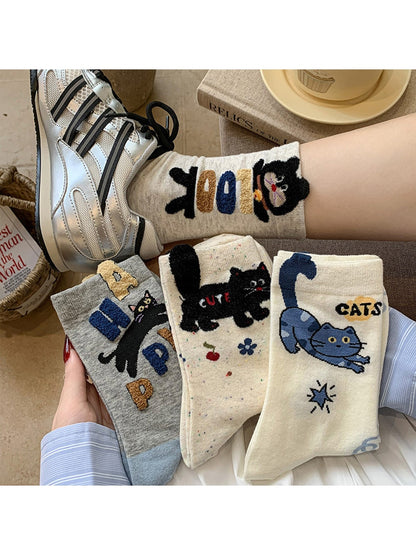 Rufia - Playful Cat Pattern Casual Crew Socks