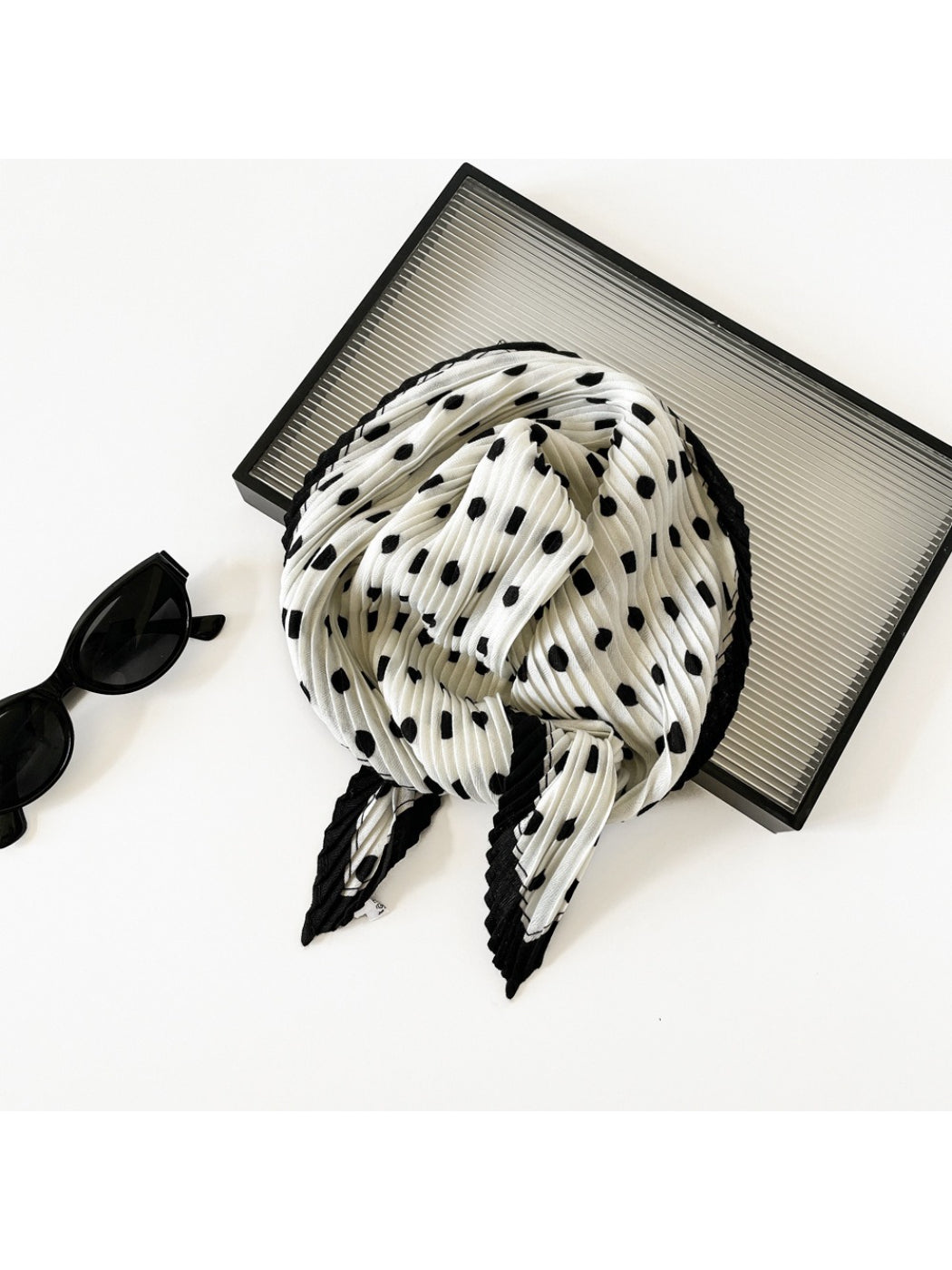 Scarvii - Polka Dot Pleated Scarf