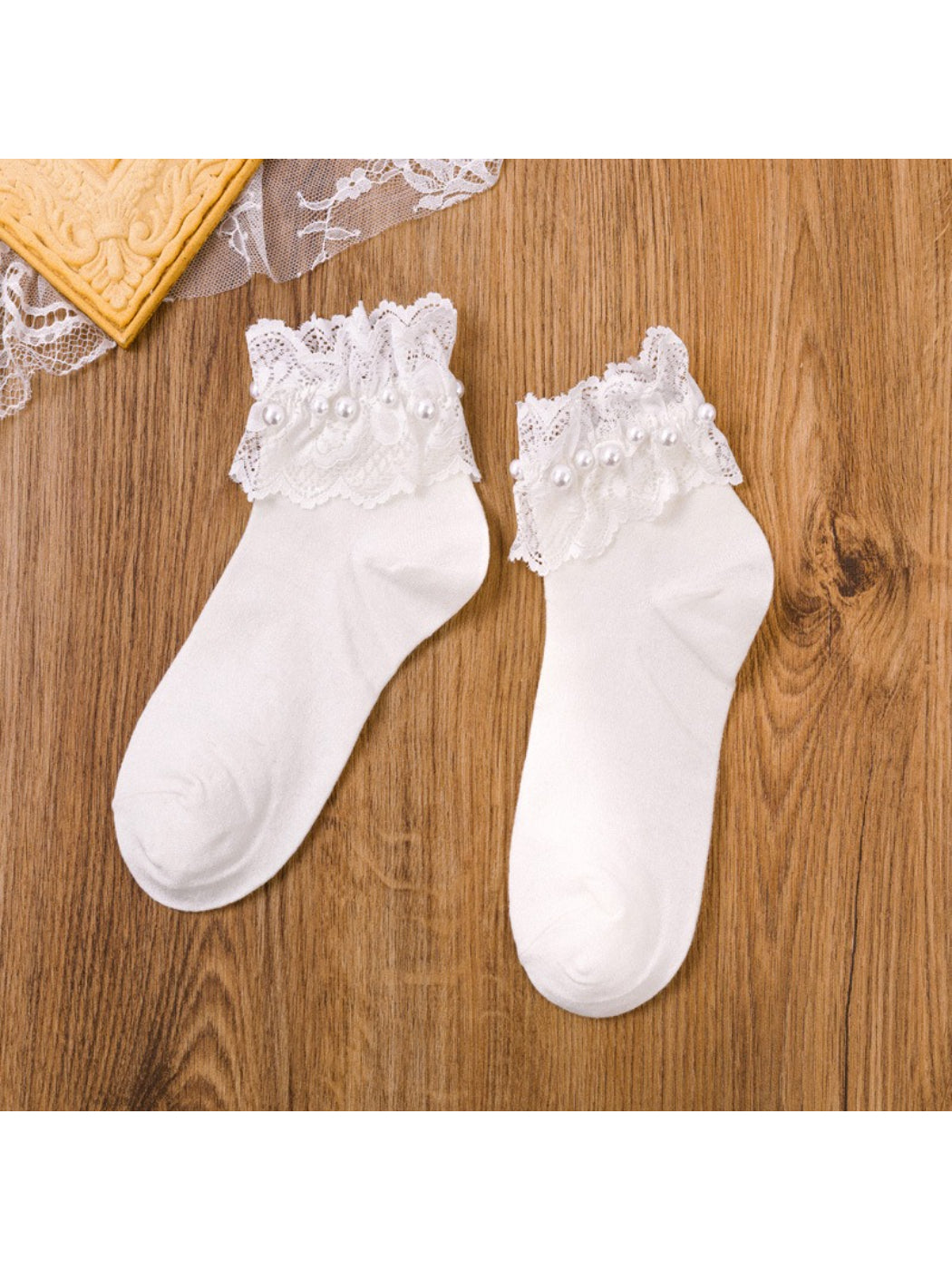 Rufia - Lace Ruffle Beaded Detail Ankle Socks product image 3