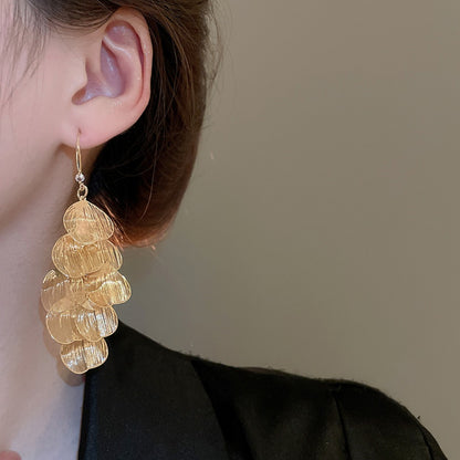 Earwish - Hollow Floral Fringe Earrings - Delicate & Shiny