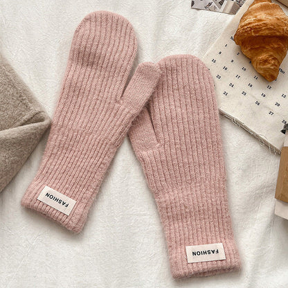 Gloving - FASHION Cuff Label Mittens