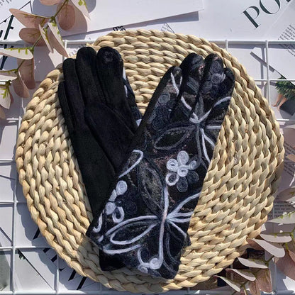 Gloving Boho Embroidered Warm Outdoor Gloves glove shape