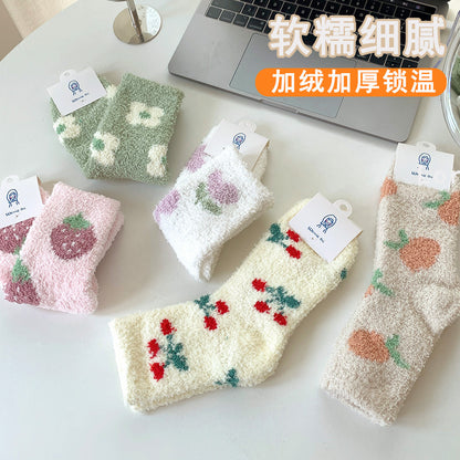 秋冬珊瑚绒袜子女加厚保暖水果中筒女袜加厚加绒居家月子睡眠袜