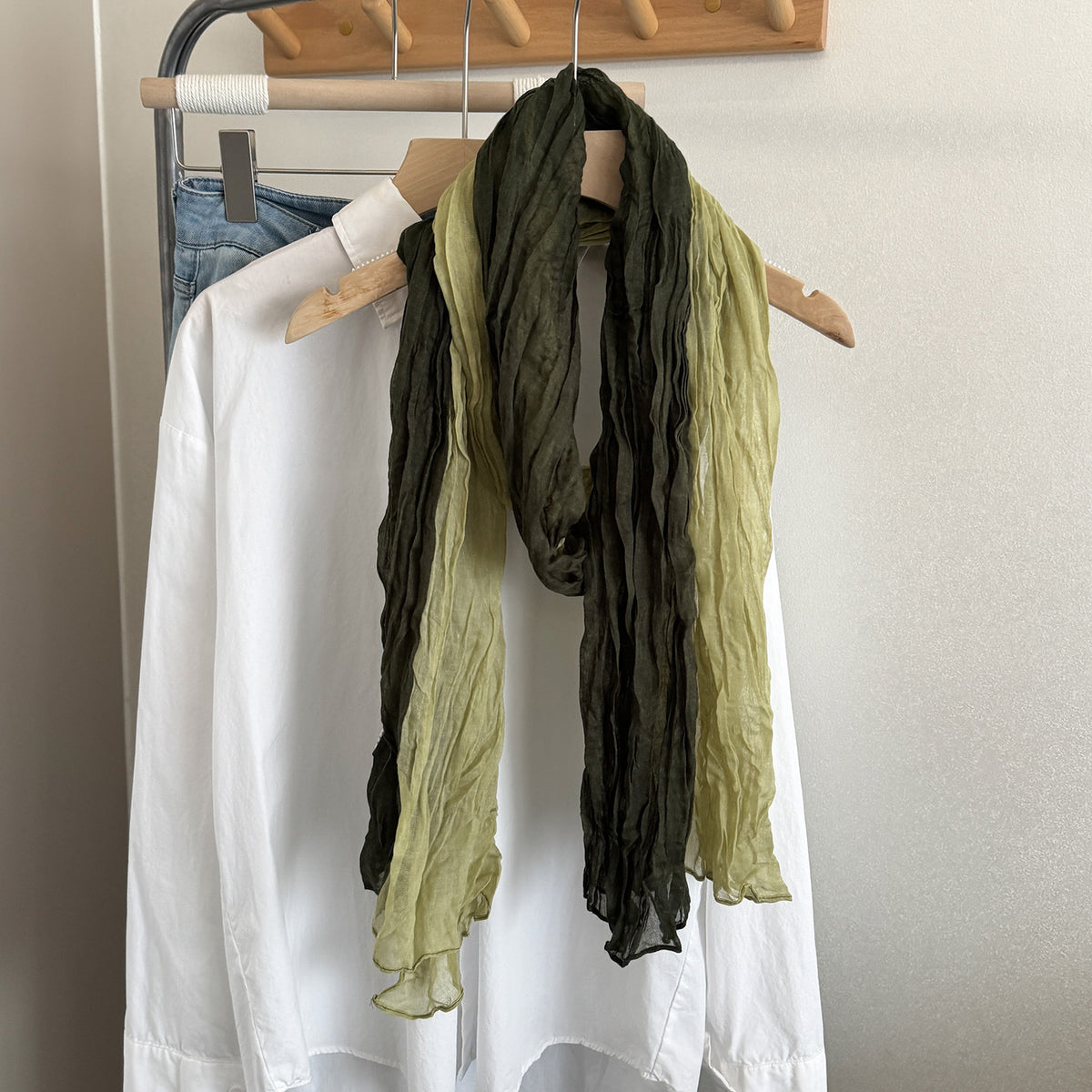 Product image for Scarvii - Color Block Long Scarf Scarf (Mint / Green)