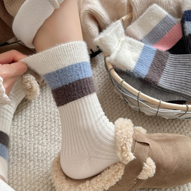 袜子女冬季撞色条纹羊绒长袜罗口水貂毛日系潮流加厚保暖中筒袜秋