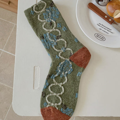Product image for Rufia - All-Season Unisex Fuzzy Mid-Length Socks (Army Green)