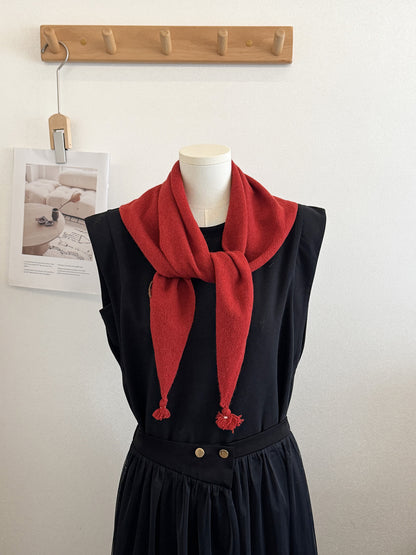Product image for Scarvii - Knit Tassel Triangle Scarf (Burgundy)