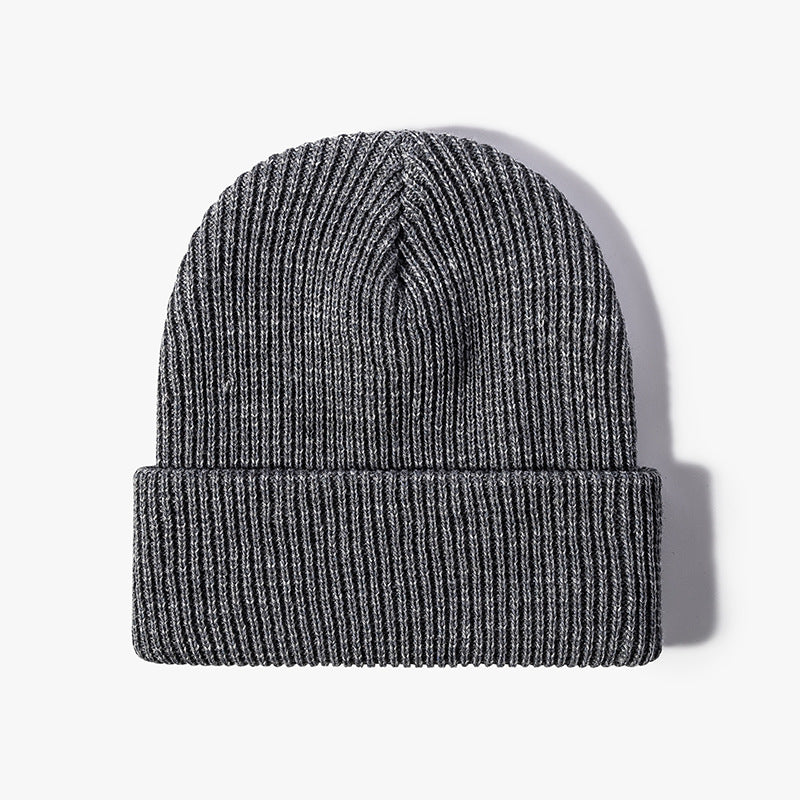 Gray essential ribbed knit beanie
