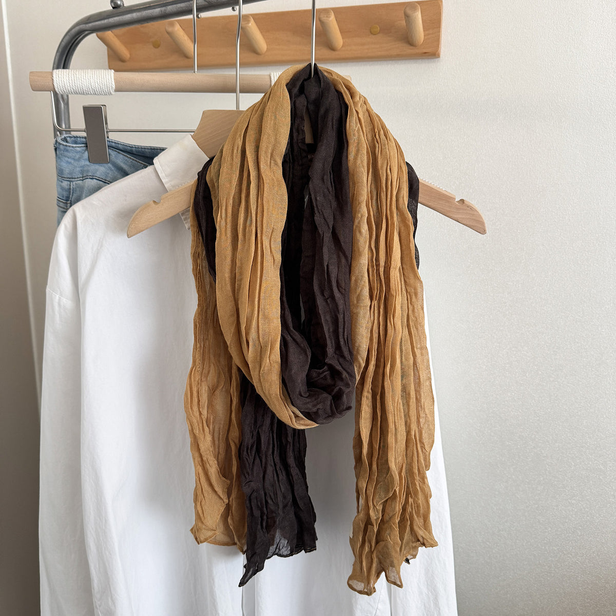 Product image for Scarvii - Color Block Long Scarf Scarf (Brown / Yellow)