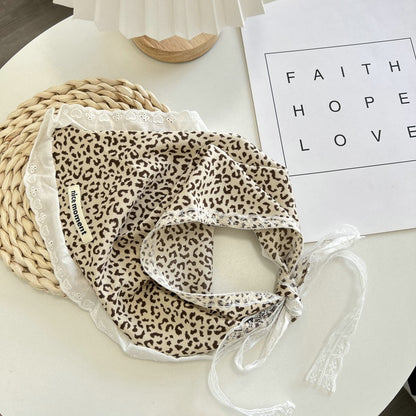 Scarvii - Farmhouse Romantic Floral Headscarf