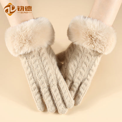 Gloving - Cable Knit Fuzzy-Cuff Gloves