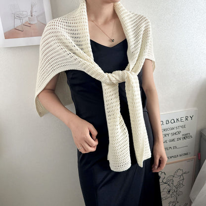 加大版羊毛披肩女T字型镂空韩系温柔风外搭护肩颈大围巾秋冬新款