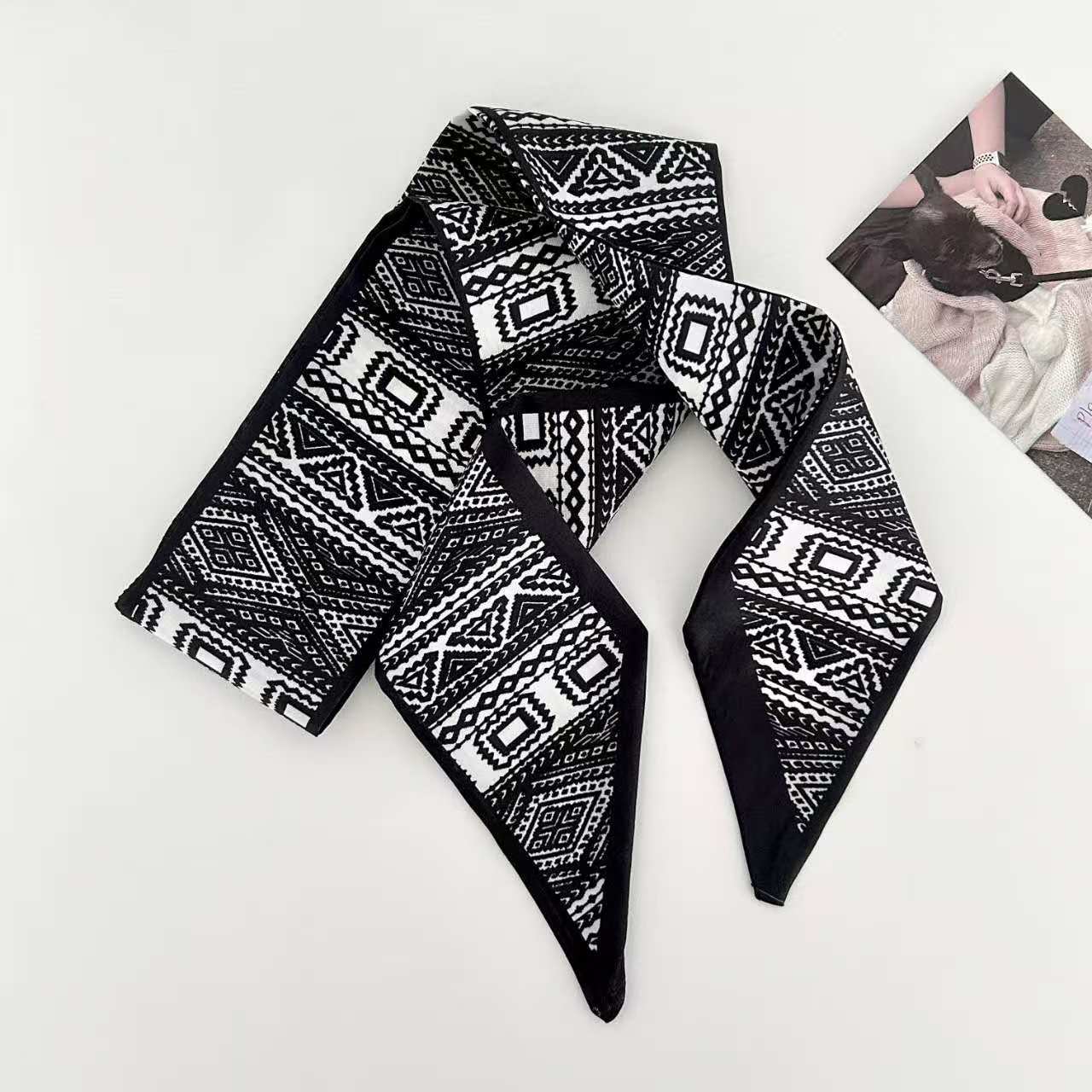 Scarvii Geometric Weave Pattern Skinny Scarf