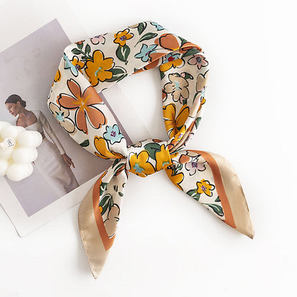 Scarvii - Cute Floral Square Scarf