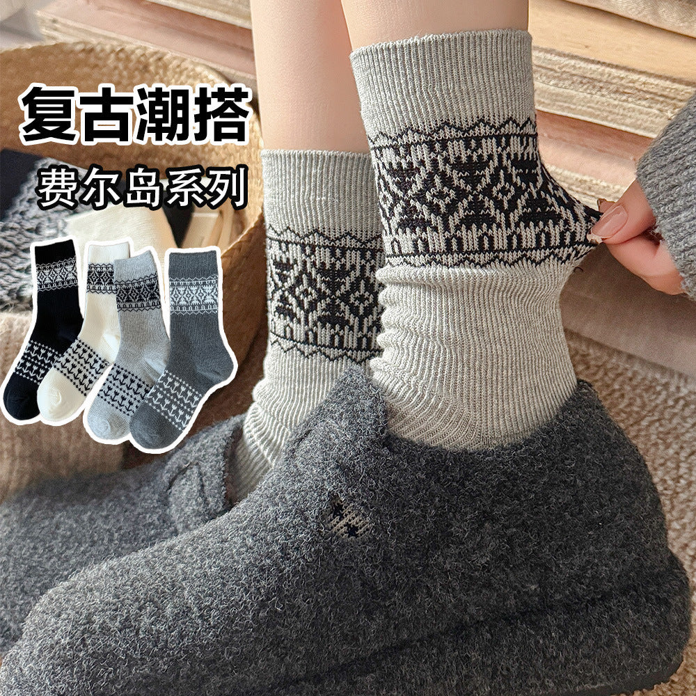 秋冬费尔岛穿搭袜子女双针双路女中筒袜无线头抗起球堆堆袜批发