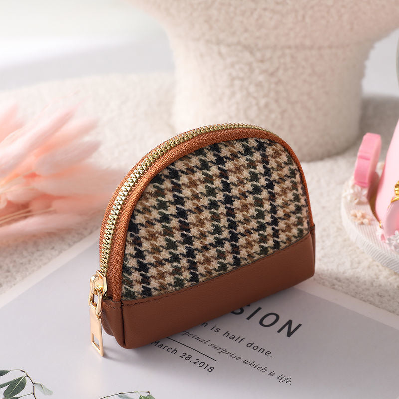 Chic Houndstooth Zipper Purse