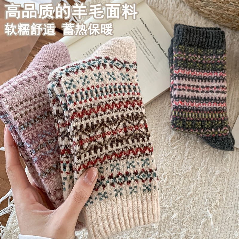 秋冬新款费尔岛羊毛袜加厚保暖长筒堆堆袜子女士搭雪地靴中筒袜