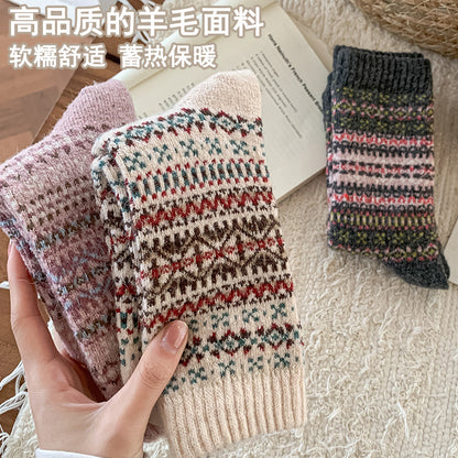 秋冬新款费尔岛羊毛袜加厚保暖长筒堆堆袜子女士搭雪地靴中筒袜