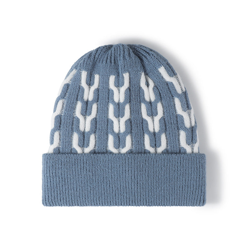 Pink contrast chain-pattern fleece-lined beanie product view