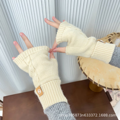 Gloving - Cable Knit Fingerless Gloves