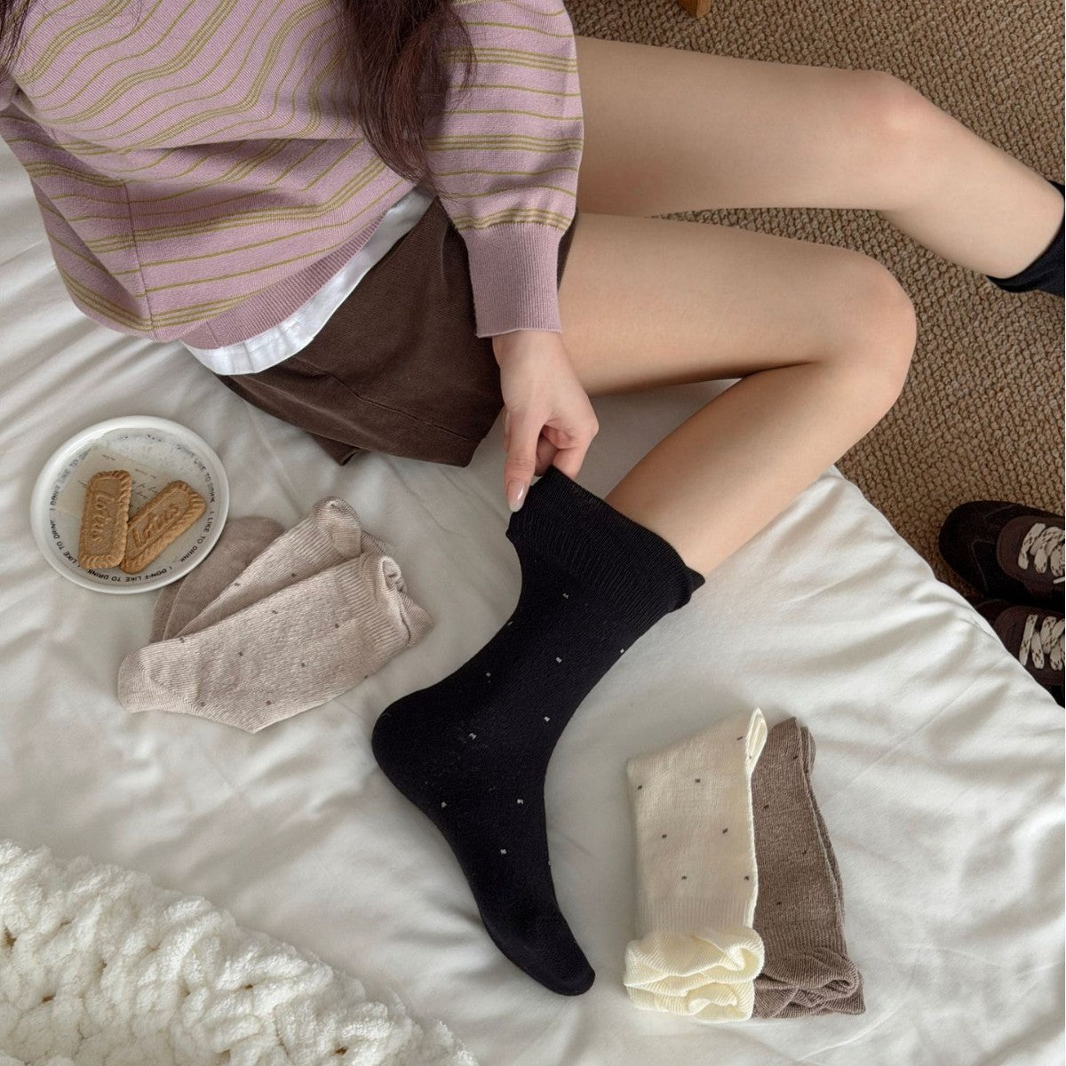 袜子女薄款中筒袜秋冬花边可爱堆堆袜袜子女款波点韩版棉袜
