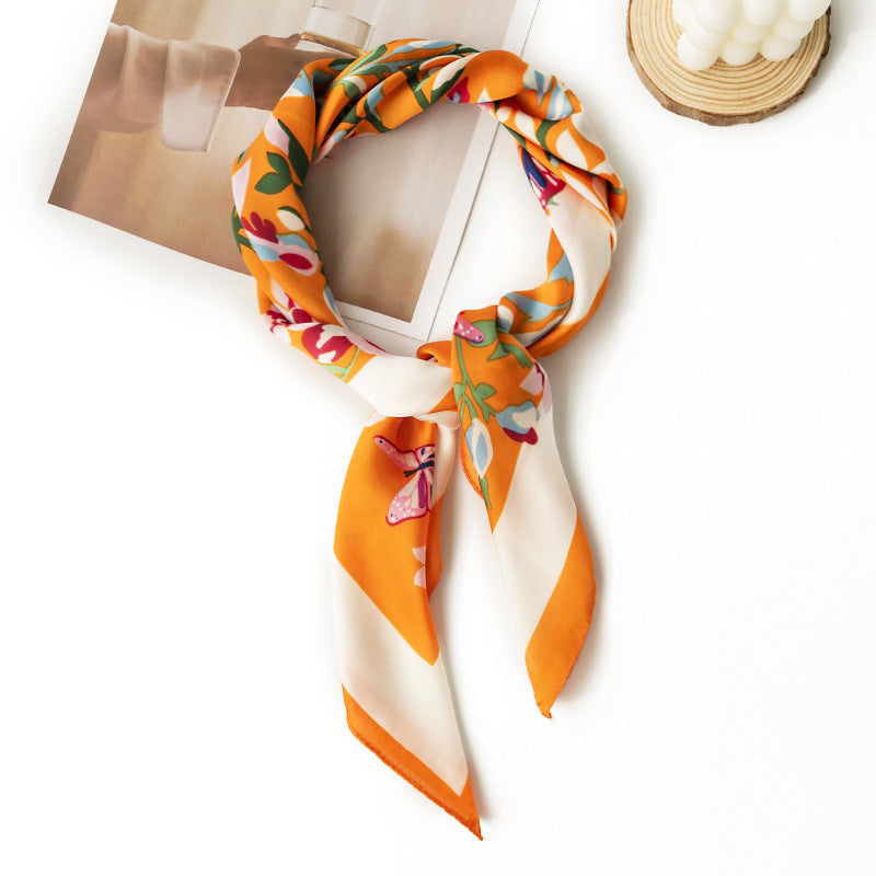 Scarvii - Gentle Floral Pattern Square Scarf