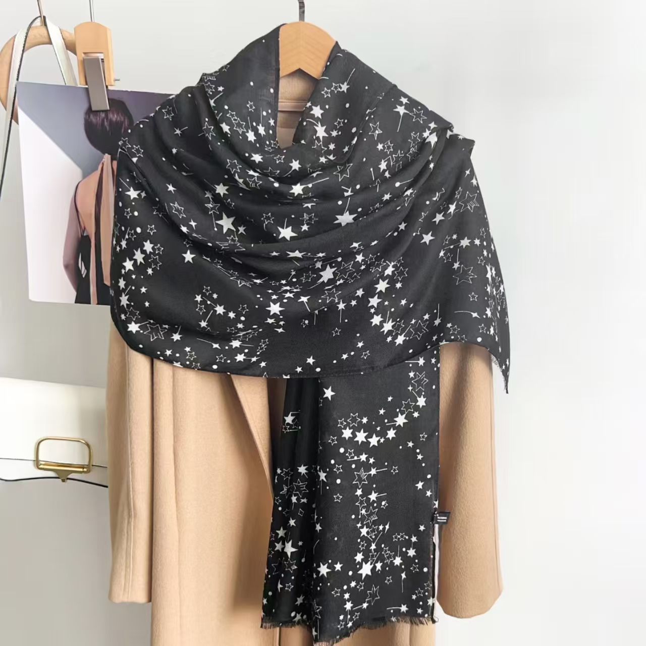 Scarvii - Star Design Fringe Semi-Sheer Scarf