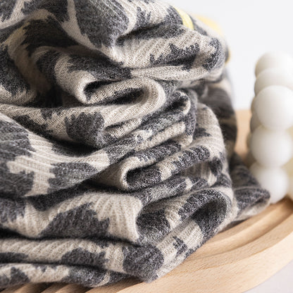 Scarvii - Leopard Winter Scarf