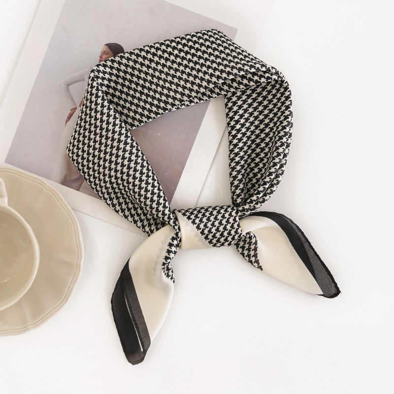 Scarvii - Vintage Classic Houndstooth Square Scarf