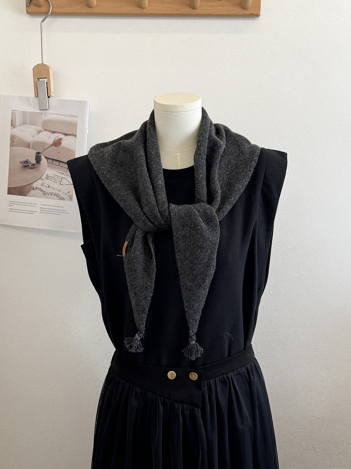 Product image for Scarvii - Knit Tassel Triangle Scarf (Dark Gray)