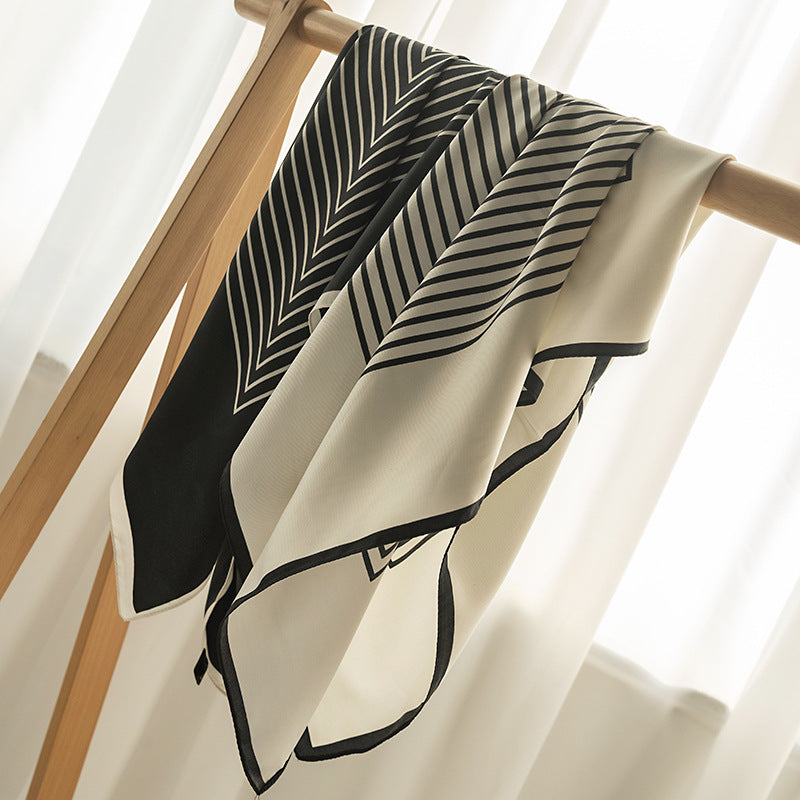 Scarvii - Striped Pattern Square Scarf