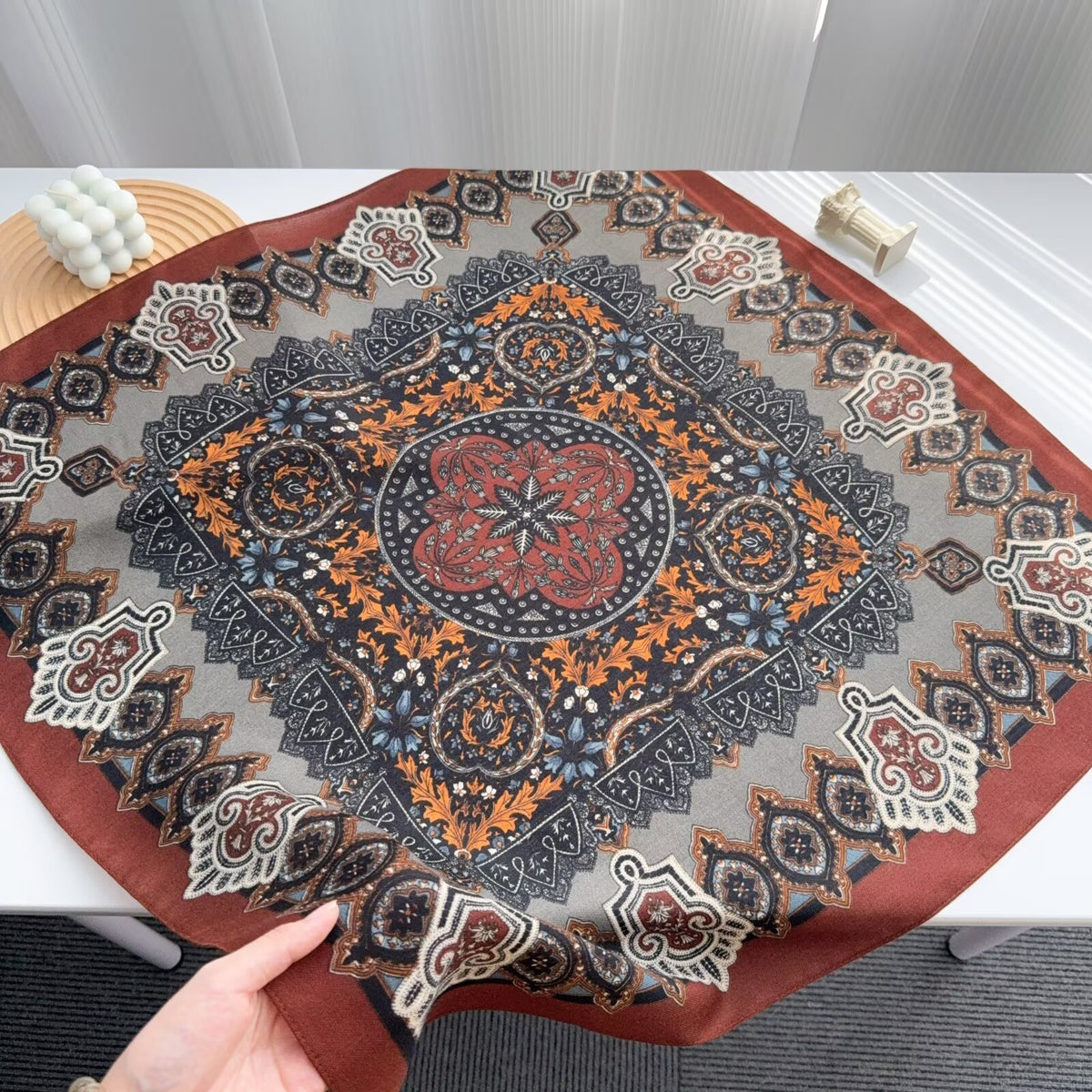 Product image for Scarvii - Paisley Floral Pattern Scarf (Red)