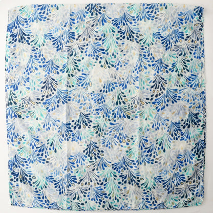 Green Botanical Fountain Print Wrap Scarf, product detail view