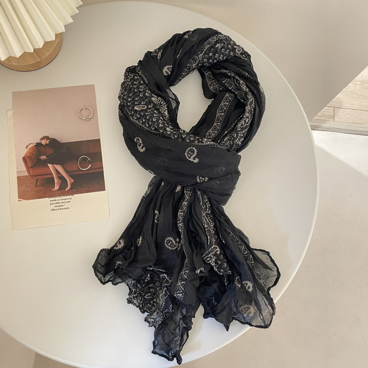 Scarvii - Cashew Flower Pattern Pleated Scarf