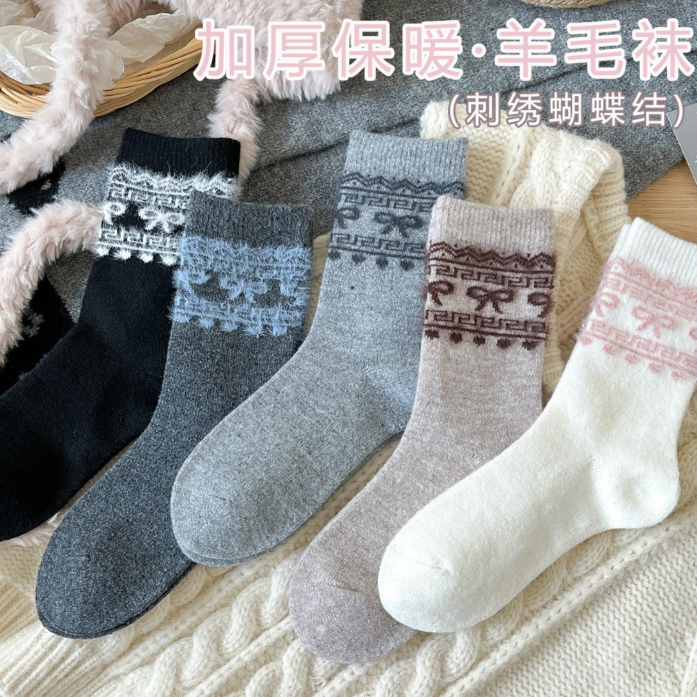 秋冬季费尔岛羊毛袜子女加厚保暖中筒袜日系刺绣蝴蝶结百搭堆堆袜