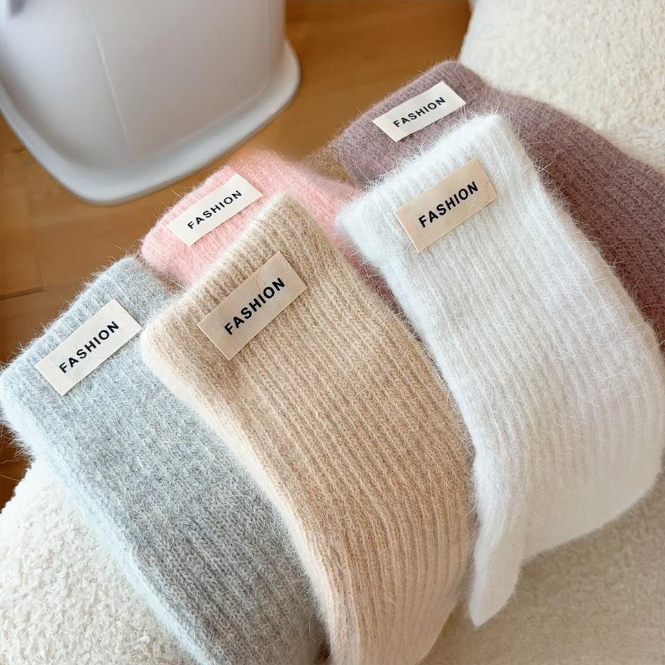 Gloving - FASHION Cuff Label Mittens