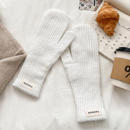 Gloving - FASHION Cuff Label Mittens