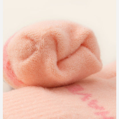Gloving - Strawberry Fuzzy Texture Gloves