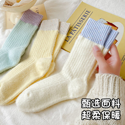阿程家批发超柔澳绒秋冬加绒加厚保暖中筒马卡龙拼色百搭女袜堆堆