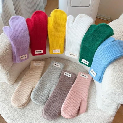 Gloving - FASHION Cuff Label Mittens
