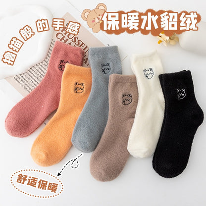 貂绒袜女中筒袜 加厚可爱ins网红小熊刺绣女冬季水貂毛睡眠长袜