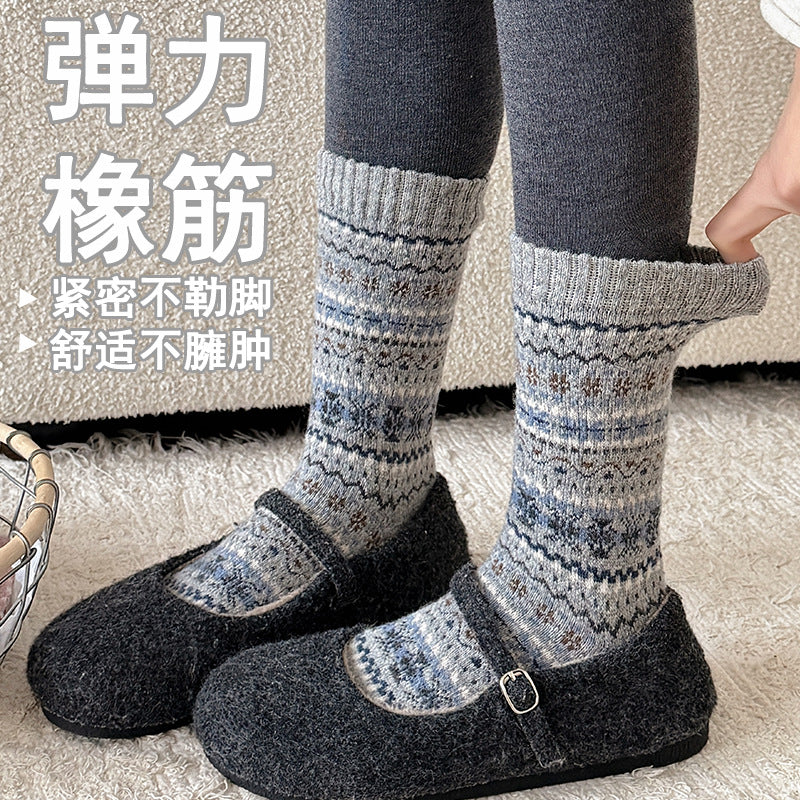 秋冬新款费尔岛羊毛袜加厚保暖长筒堆堆袜子女ins民族风中筒袜