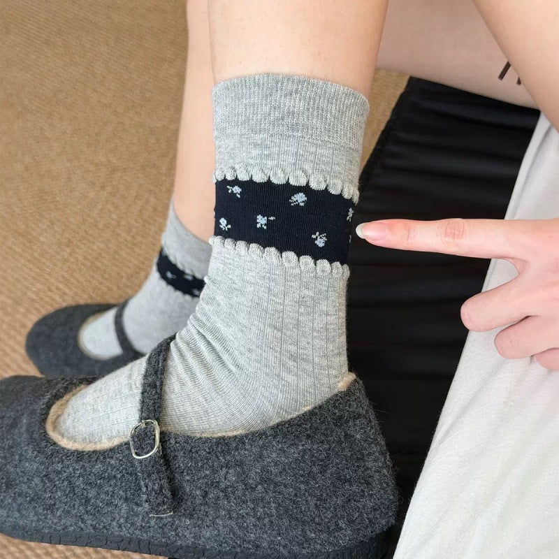 Rufia - Ribbed Cuff with Scalloped Trim Crew-Length Socks