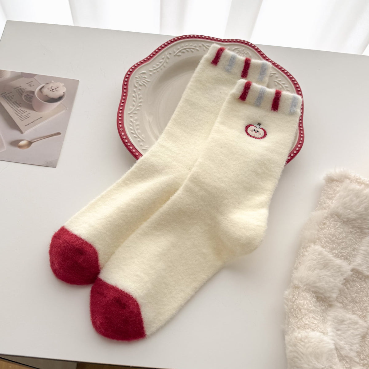 Product image for Rufia - Playful Women's Winter Mid-Length Socks (Apple)