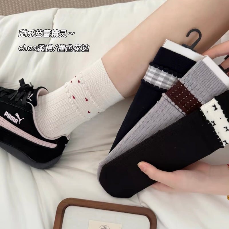 Rufia - Ribbed Cuff with Scalloped Trim Crew-Length Socks