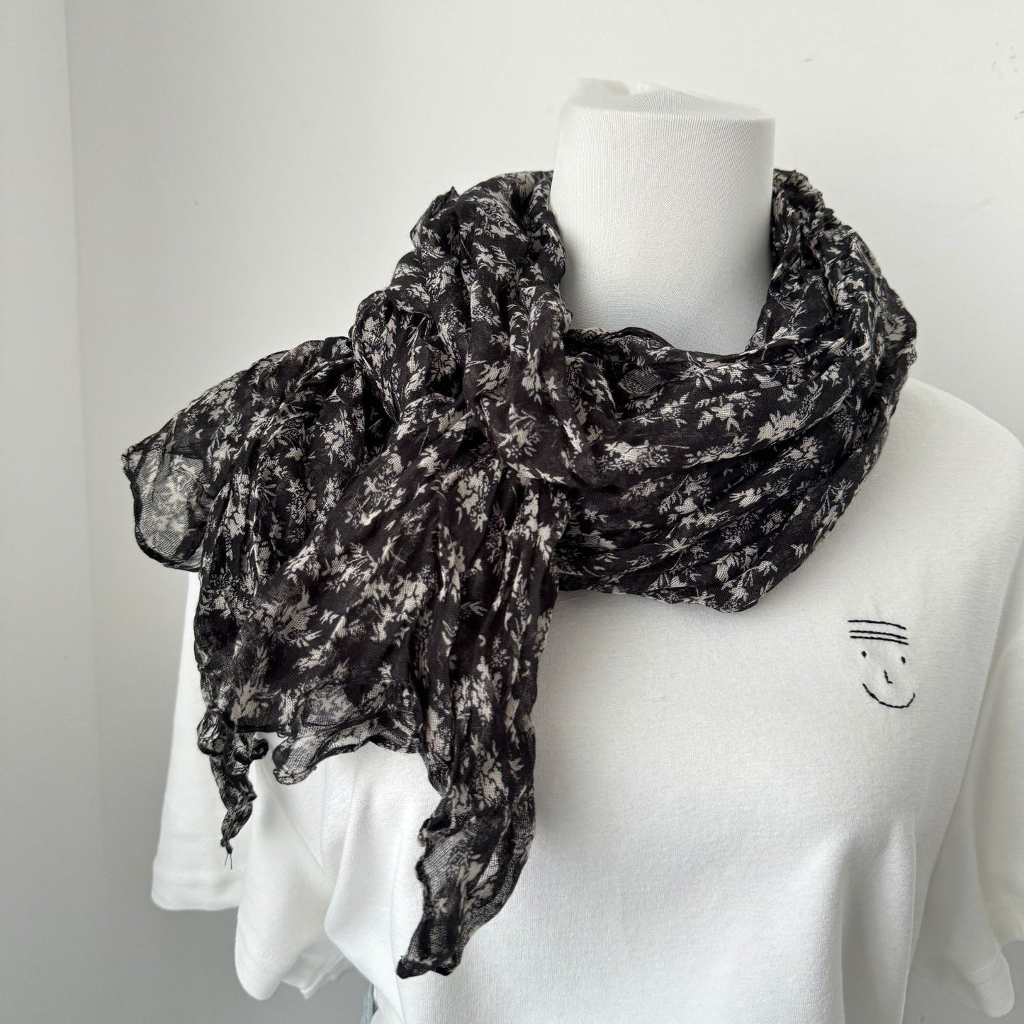 Scarvii - Vintage Pleated Scarf