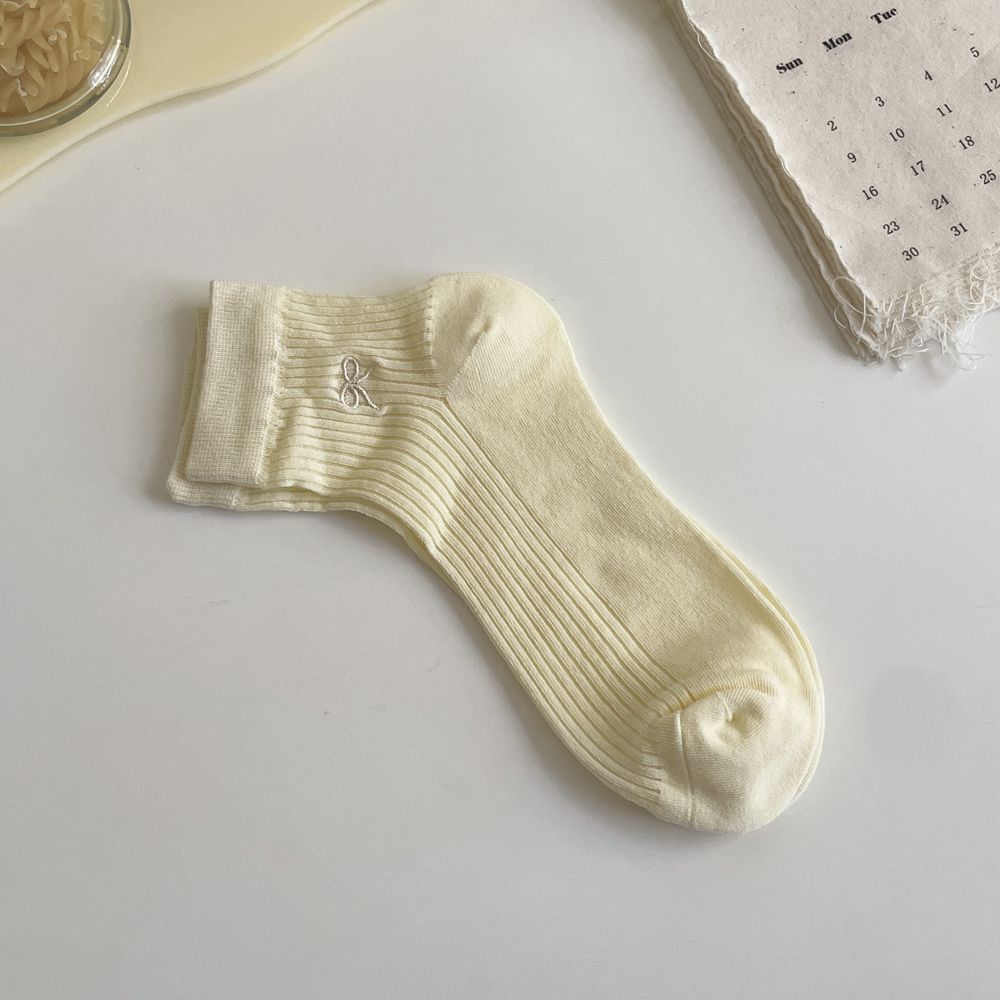 袜子女夏季薄款镂空透气网眼刺绣蝴蝶结短袜棉袜ins潮竖条百搭