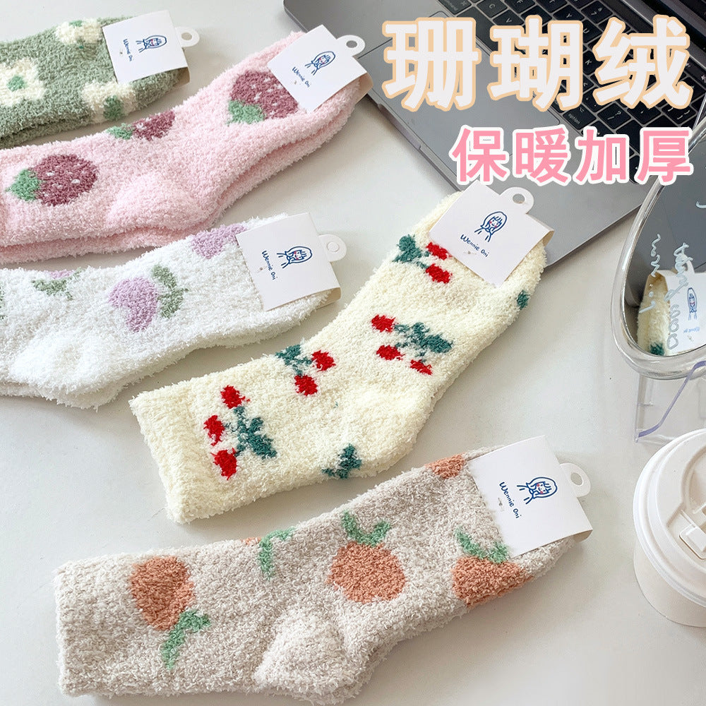 秋冬珊瑚绒袜子女加厚保暖水果中筒女袜加厚加绒居家月子睡眠袜