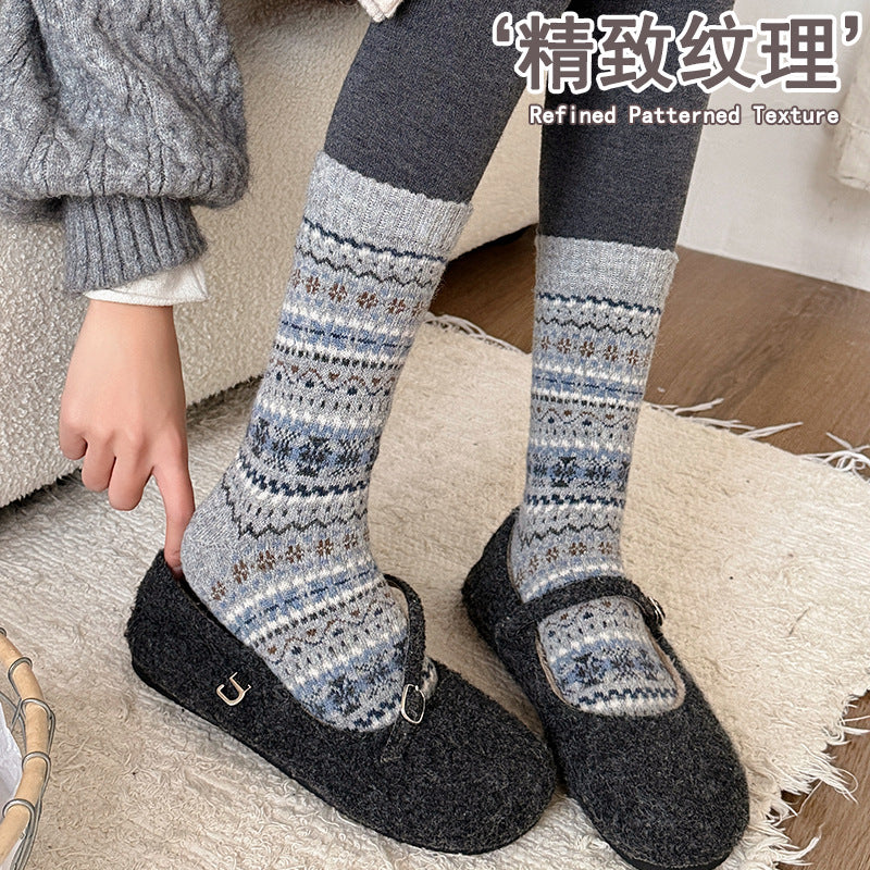 秋冬新款费尔岛羊毛袜加厚保暖长筒堆堆袜子女ins民族风中筒袜