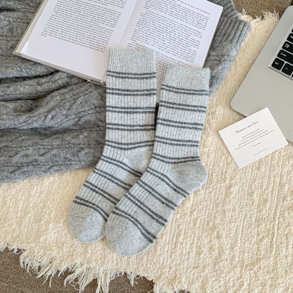 Rufia - Minimal Bow & Stripe Soft Crew Socks